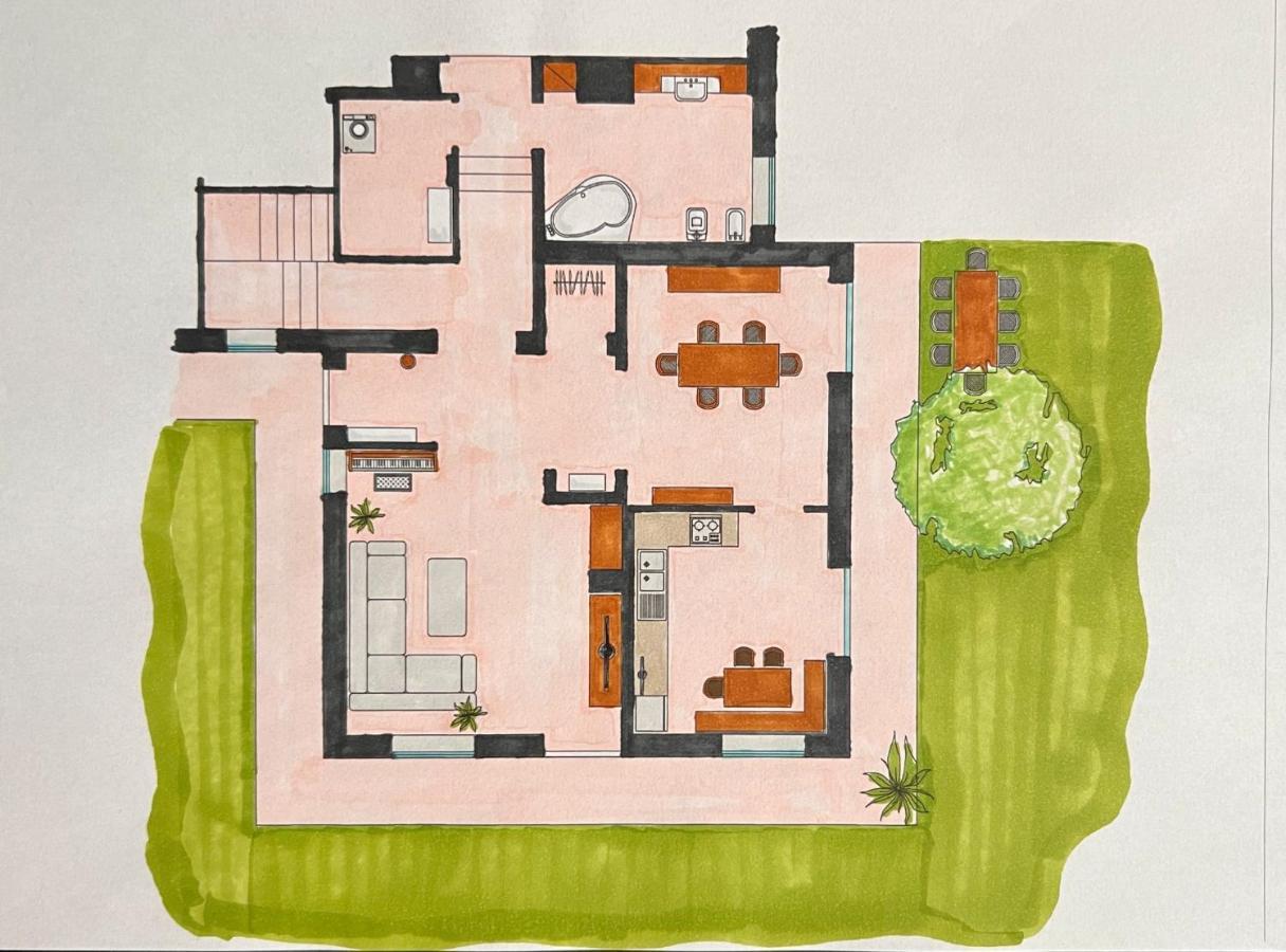 Villa Mara - Aosta - 200 Mq - Wifi - Jacuzzi - Parcheggio - Giardino Luaran gambar