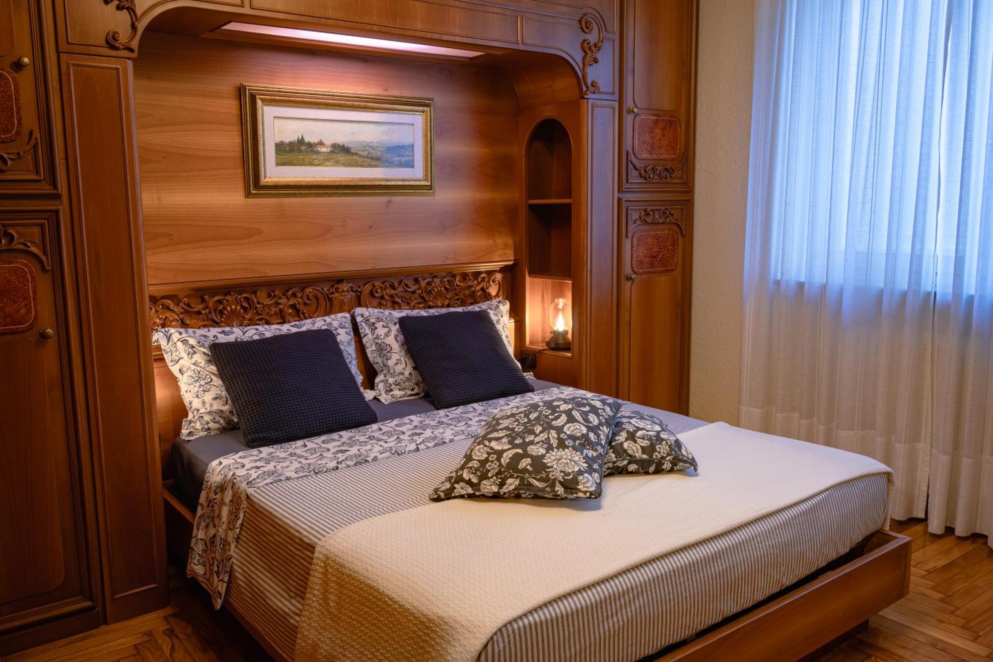 Villa Mara - Aosta - 200 Mq - Wifi - Jacuzzi - Parcheggio - Giardino Luaran gambar